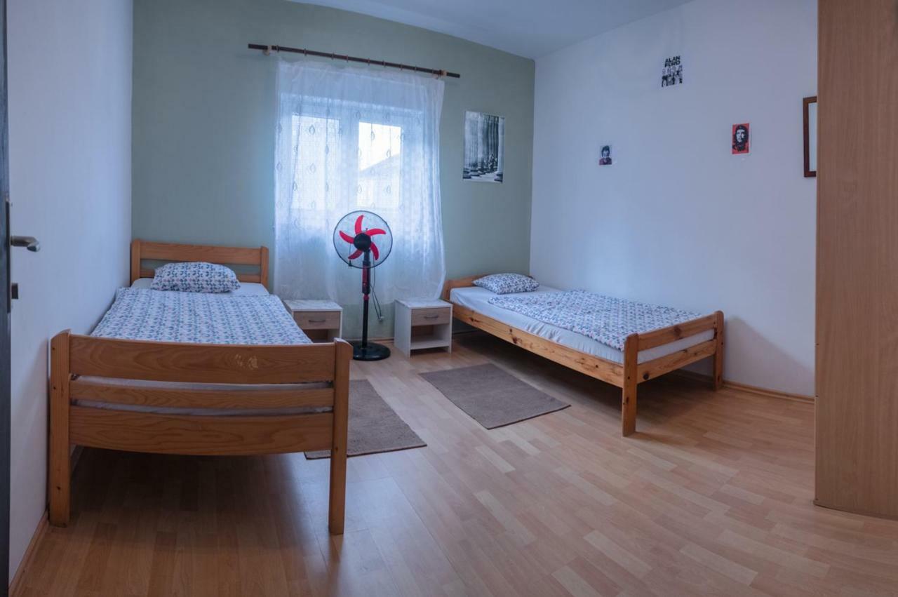 Green Hostel Zadar Exterior photo