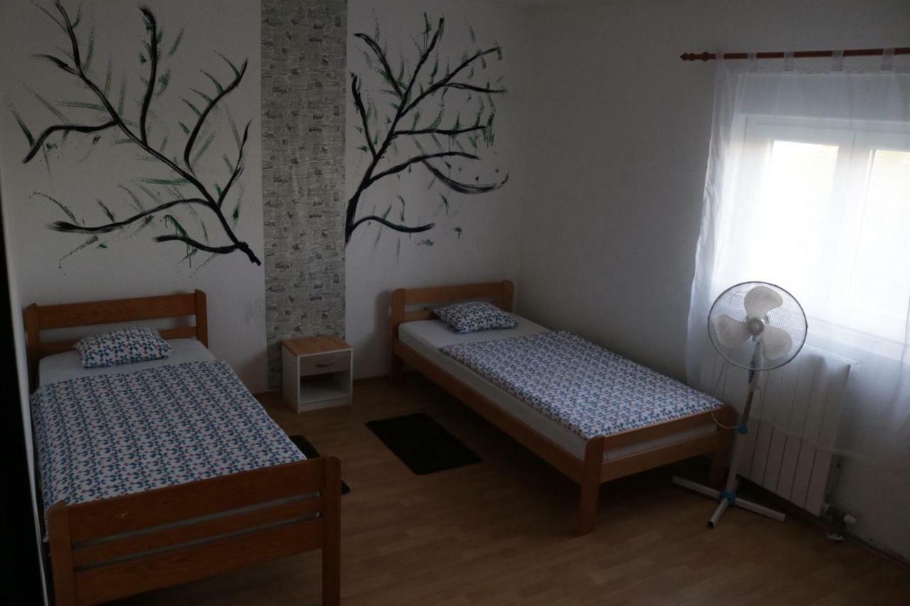 Green Hostel Zadar Exterior photo